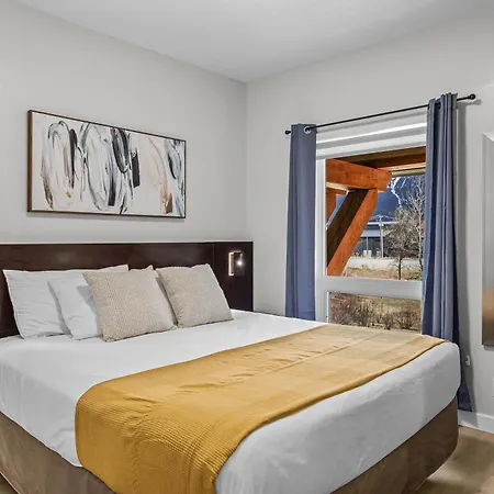 G222 Family Fun- Mtn View Stay, Water Slide, Pool, Hot Tub, Free Parking Canmore Exterior photo
